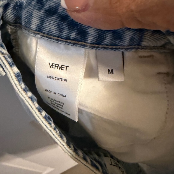 Vervet Women's Distressed White and Blue Jean Shorts - Picture 4 of 4